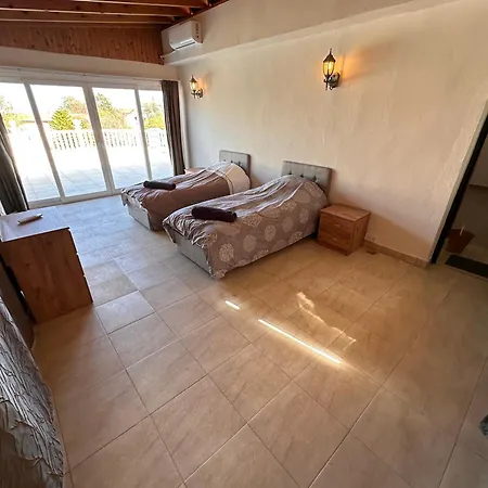 فيلة Kyrenia/alsancak 4-room With Private Pool كيرينيا