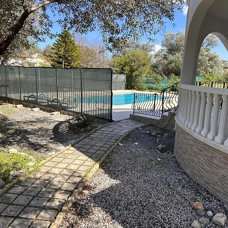 Kyrenia/alsancak 4-room With Private Pool *
